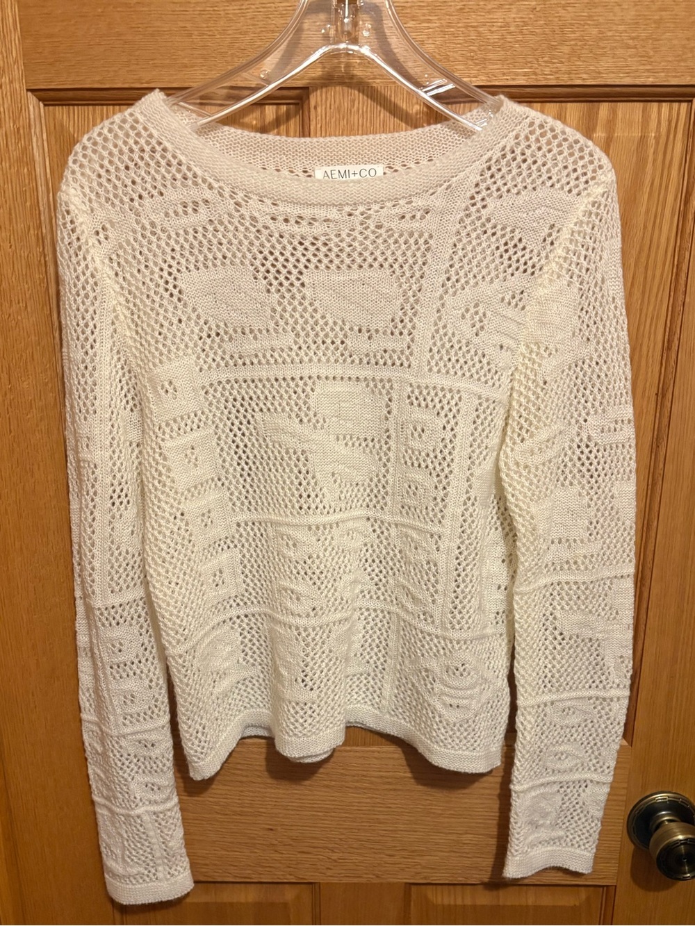 Aemi + Co Women's Pullover Crocheted Sweater Long Sleeves Scooped Neck Size Lg